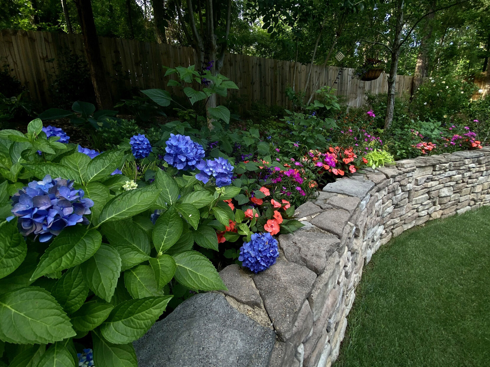LIFE-HOME-ONGARDENING-3-MCT